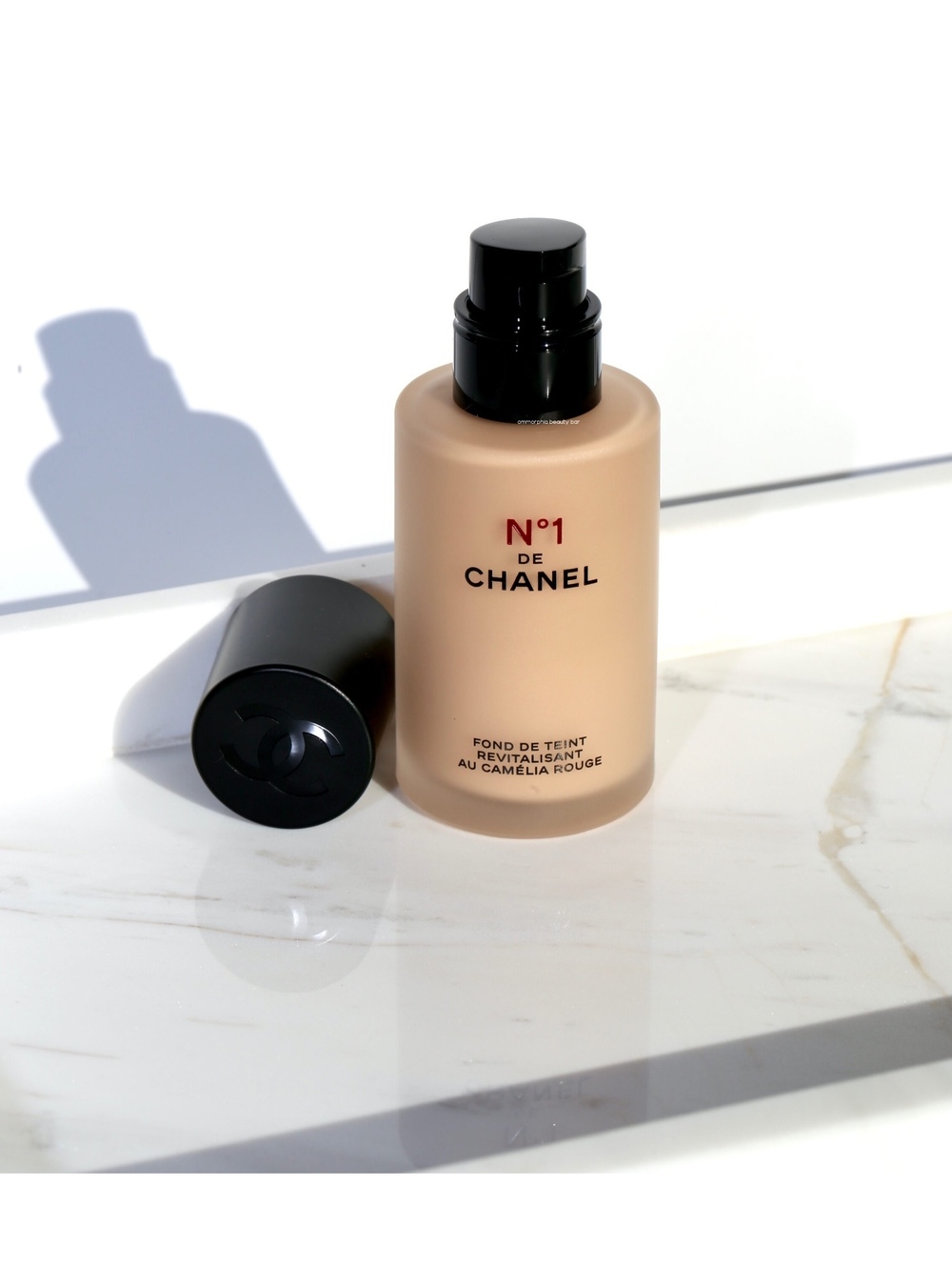 CHANEL - No 1 de Chanel • Red Camellia Revitalizing Foundation •B80• New in Box